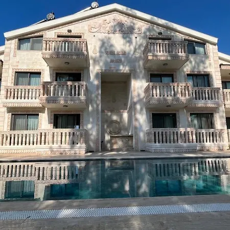 Kalender Suits شقة *