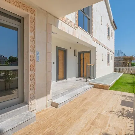 Kalender Suits * فتحية