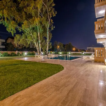 Kalender Suits فتحية