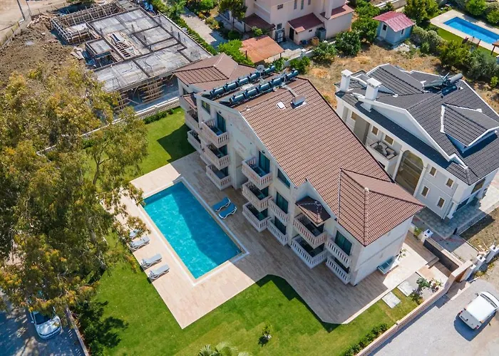 Kalender Suits Apartment *